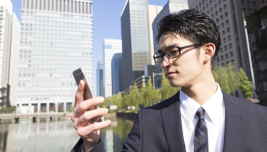 しつこいホモネタにNO！ 審査を通過した企業のみ掲